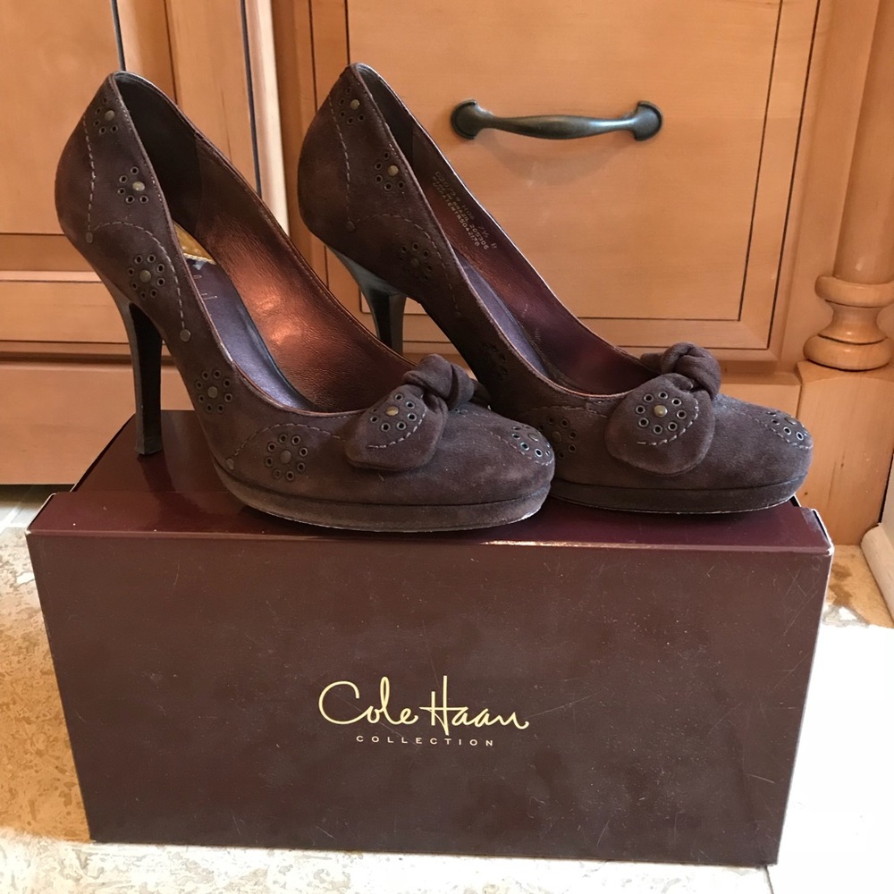 Cole Haan chocolate brown suede shoes